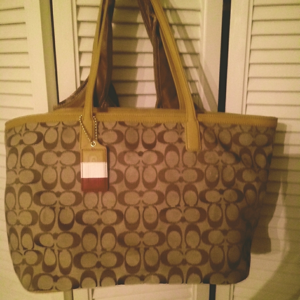 Coach purse